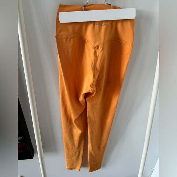 PARAGON FITWEAR LEGGINGS XS. BRAND NEW - Picture 2 of 3